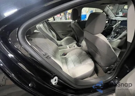 2013 Chevrolet Volt from USA, damaged, VIN 1G1RA6E48DU126326